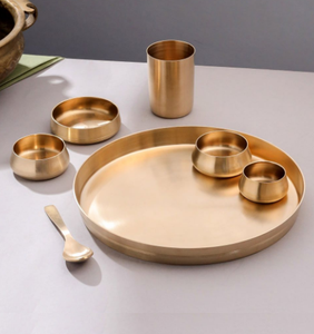 Top Quality Selling Dinnerware Stainless Steel Copper Dinner Thali Set of Plate Bowls Glass Spoon at Wholesale Price