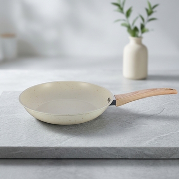 Modern Lightweight Non-Stick Carbon Steel Fry Pan